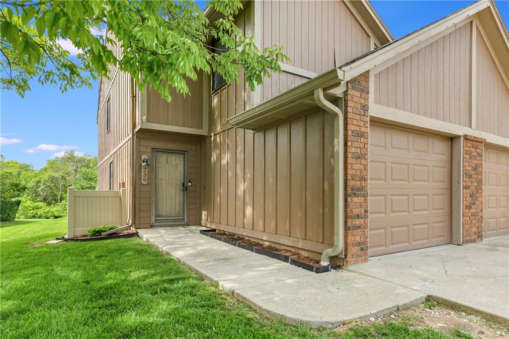 Listing Photo MLS #HMS2617895