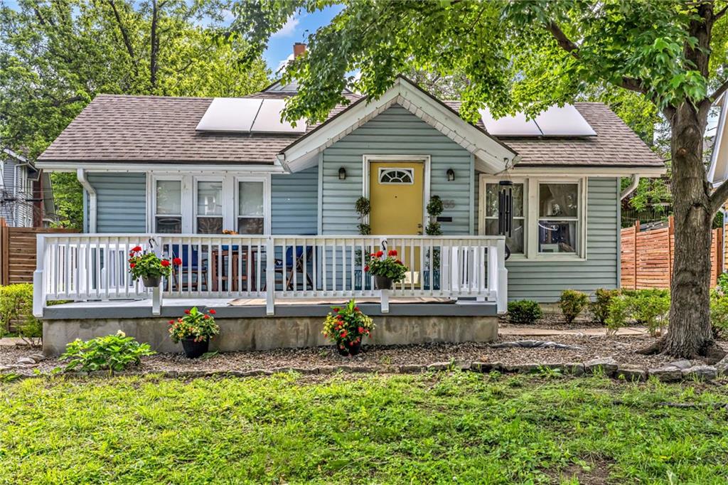 Listing Photo MLS #HMS2618010