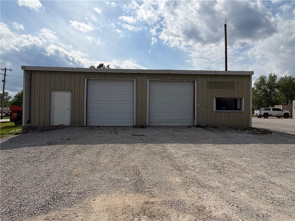 Listing Photo MLS #HMS2618079