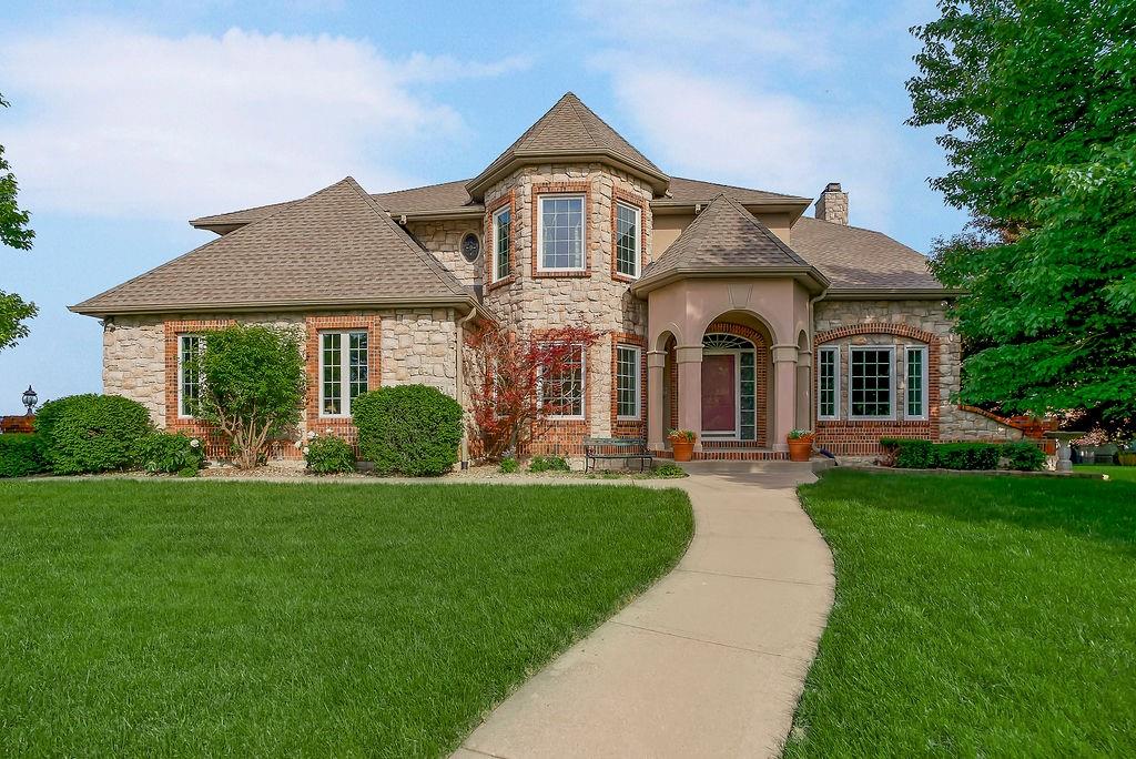 Listing Photo MLS #HMS2618156