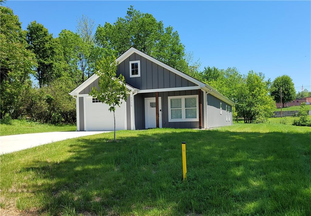 Listing Photo MLS #HMS2618177