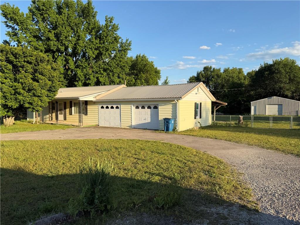 Listing Photo MLS #HMS2618565