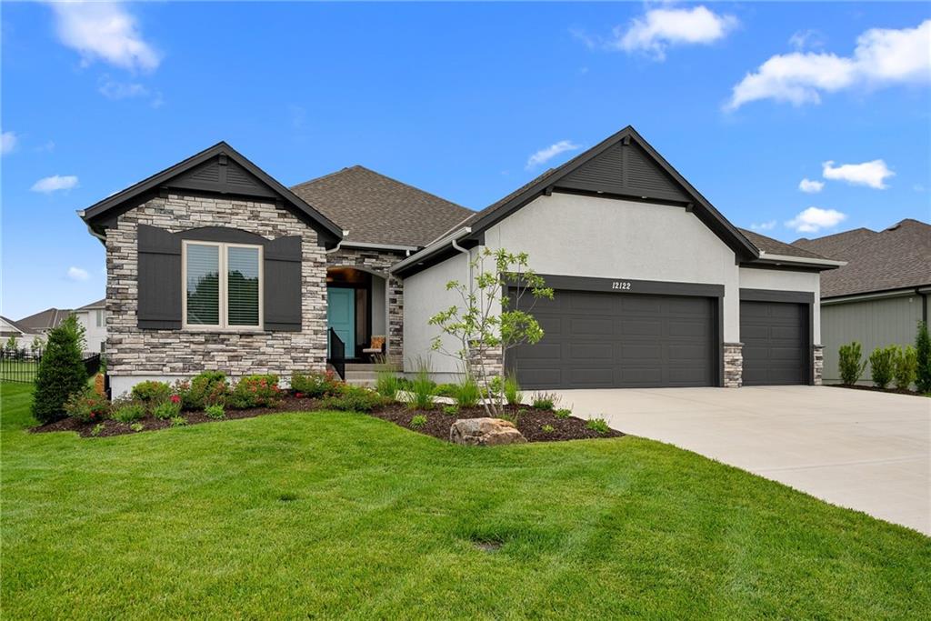Listing Photo MLS #HMS2618824