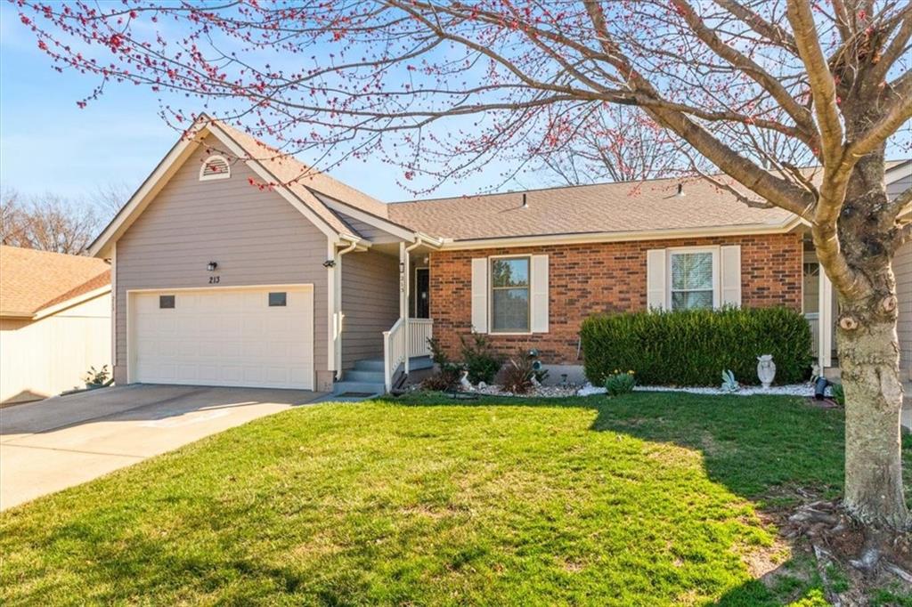 Listing Photo MLS #HMS2618986