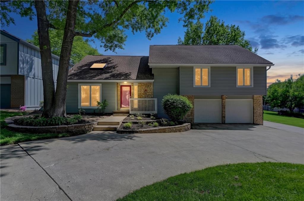 Listing Photo MLS #HMS2619108