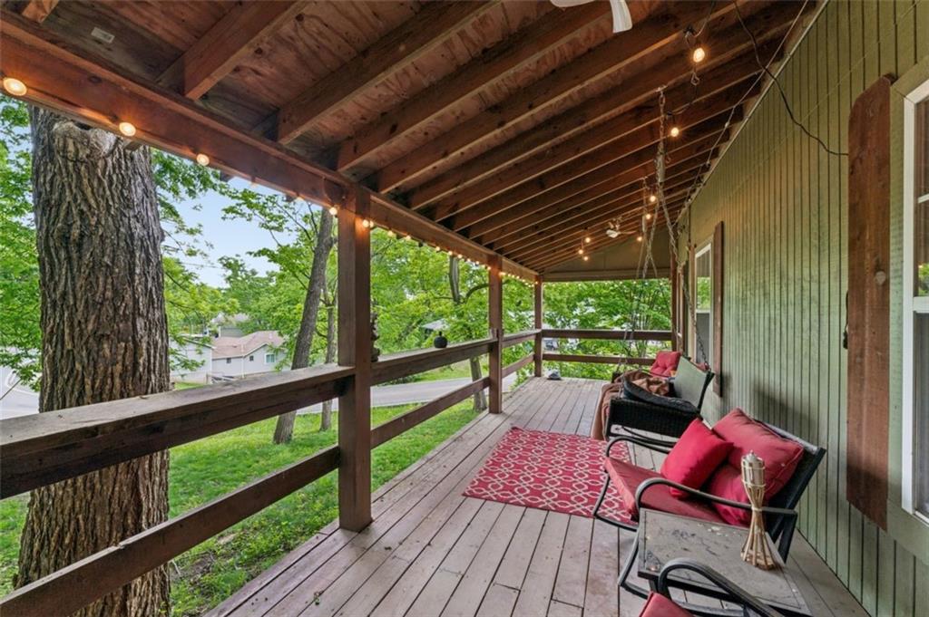 Listing Photo MLS #HMS2619352