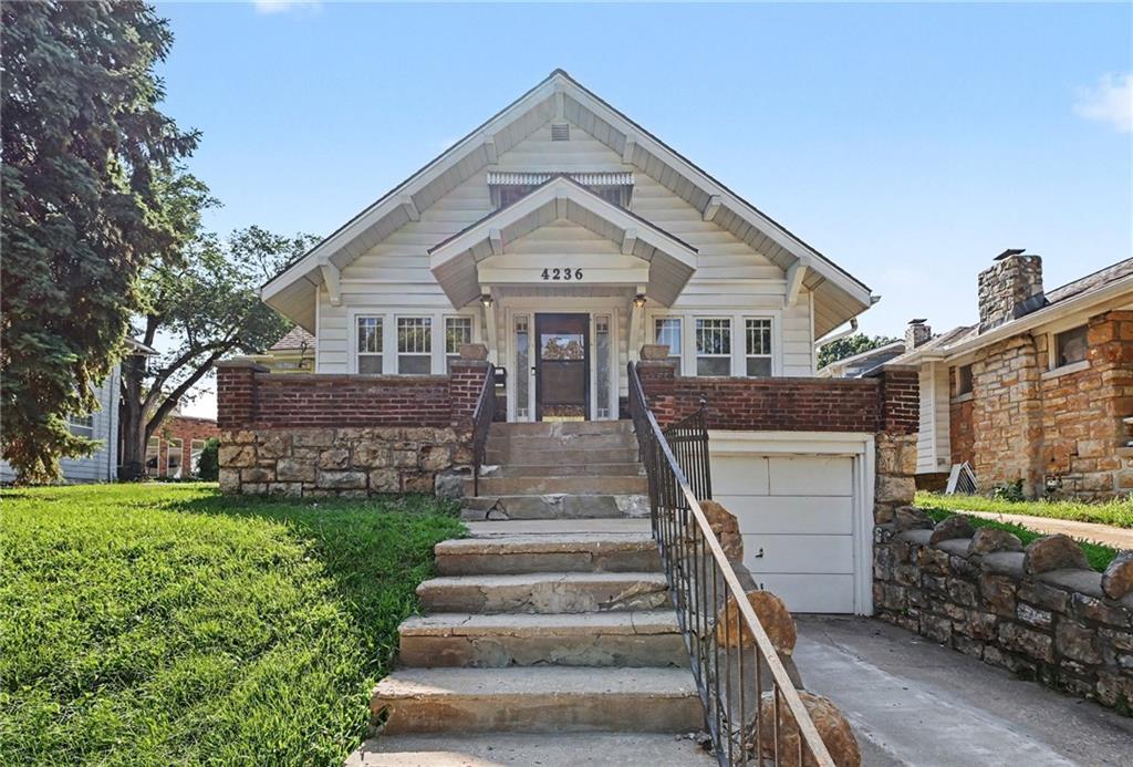 Listing Photo MLS #HMS2620376