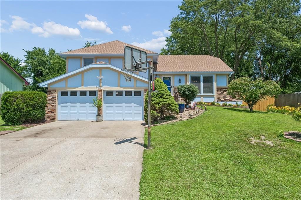 Listing Photo MLS #HMS2621041