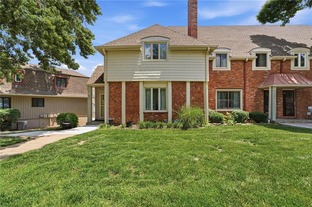 Listing Photo MLS #HMS2622006