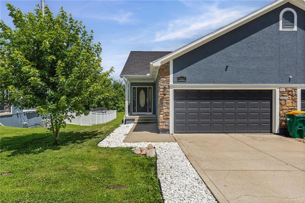 Listing Photo MLS #HMS2623859