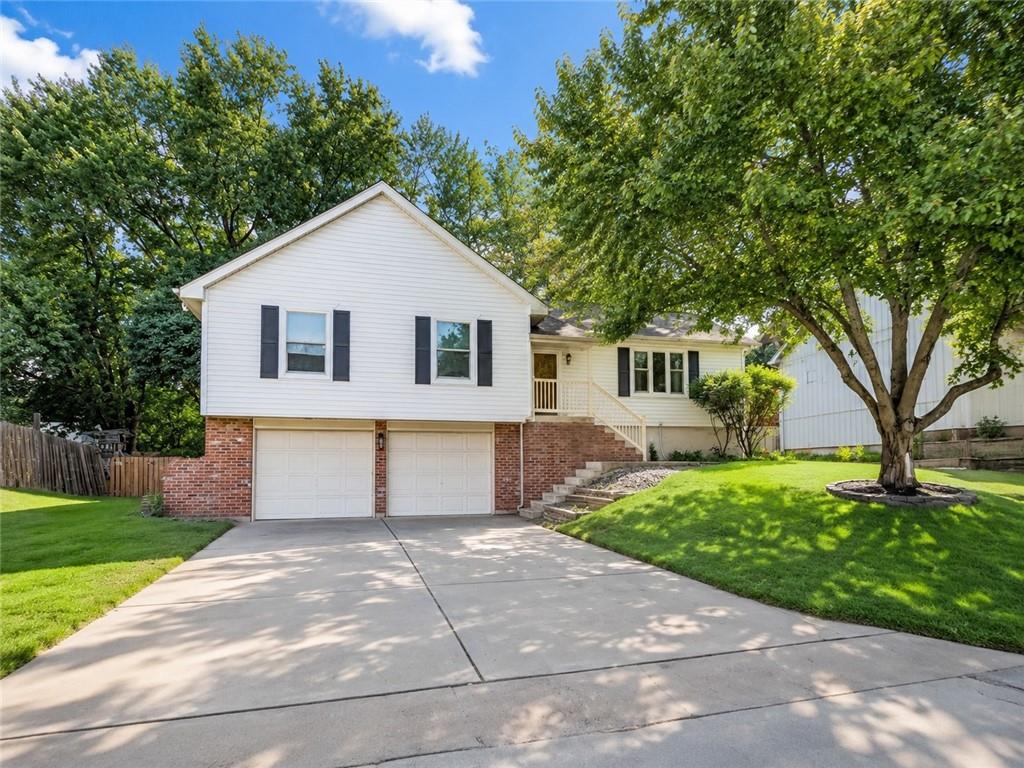 Listing Photo MLS #HMS2625291