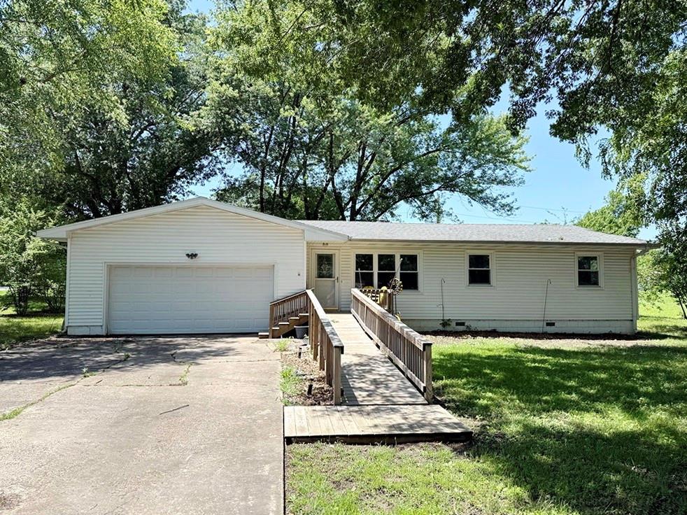 Listing Photo MLS #HMS2625734