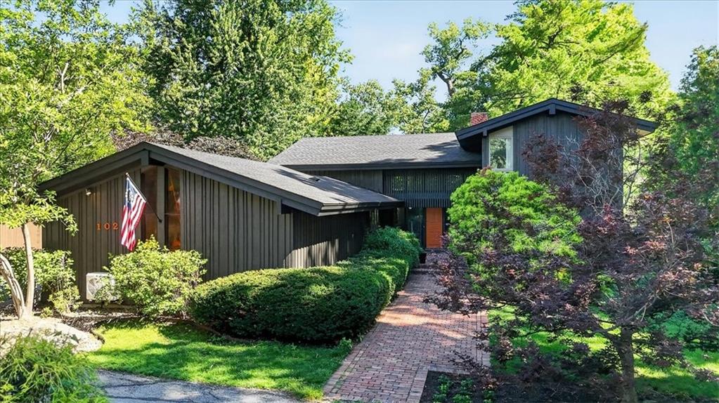 Listing Photo MLS #HMS2625993