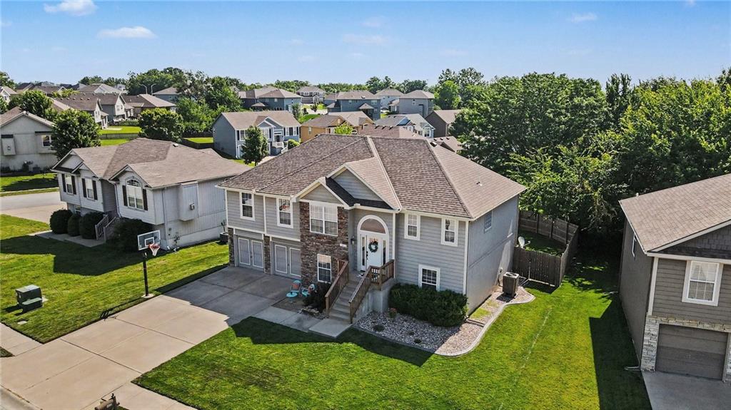 Listing Photo MLS #HMS2627197
