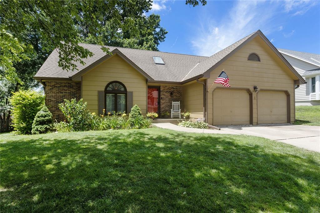 Listing Photo MLS #HMS2627926