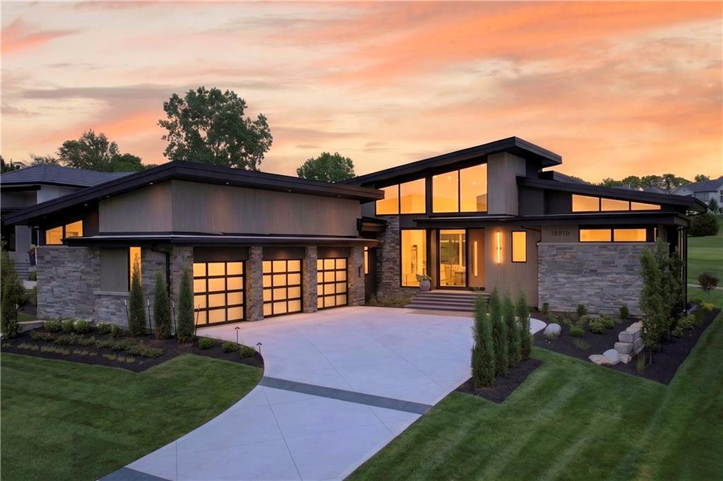 Listing Photo MLS #HMS2628045