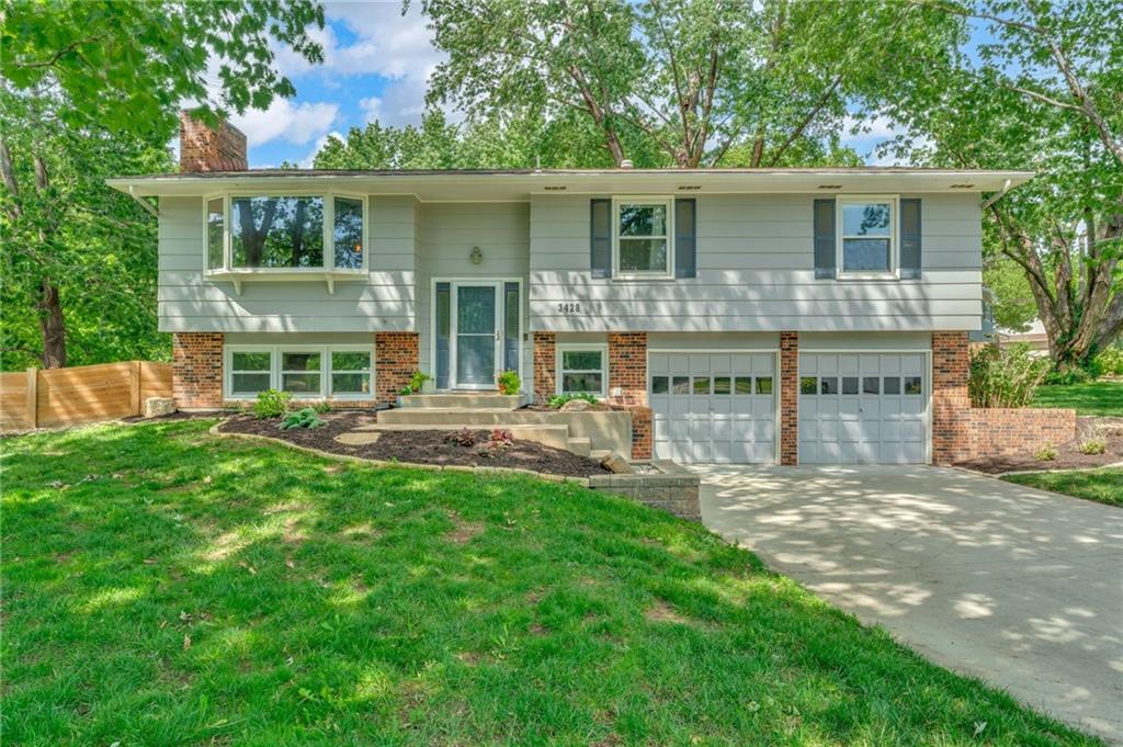 Listing Photo MLS #HMS2628889