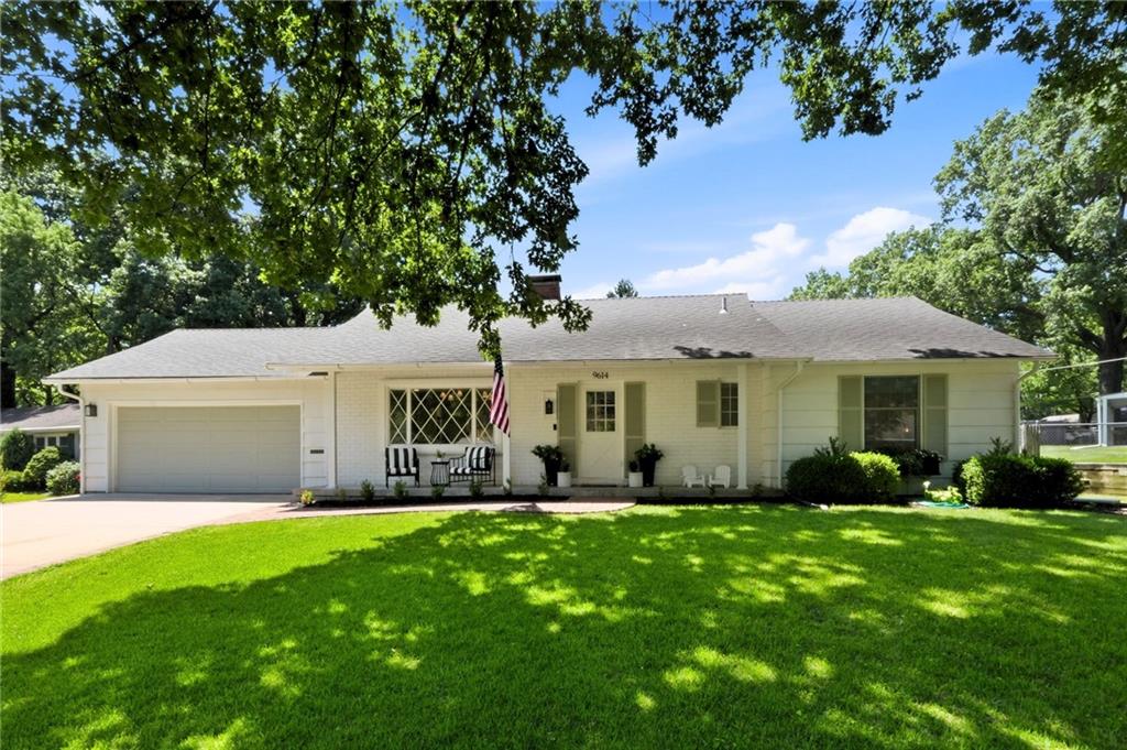 Listing Photo MLS #HMS2628973