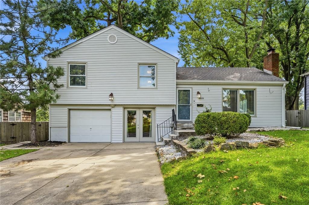 Listing Photo MLS #HMS2629000