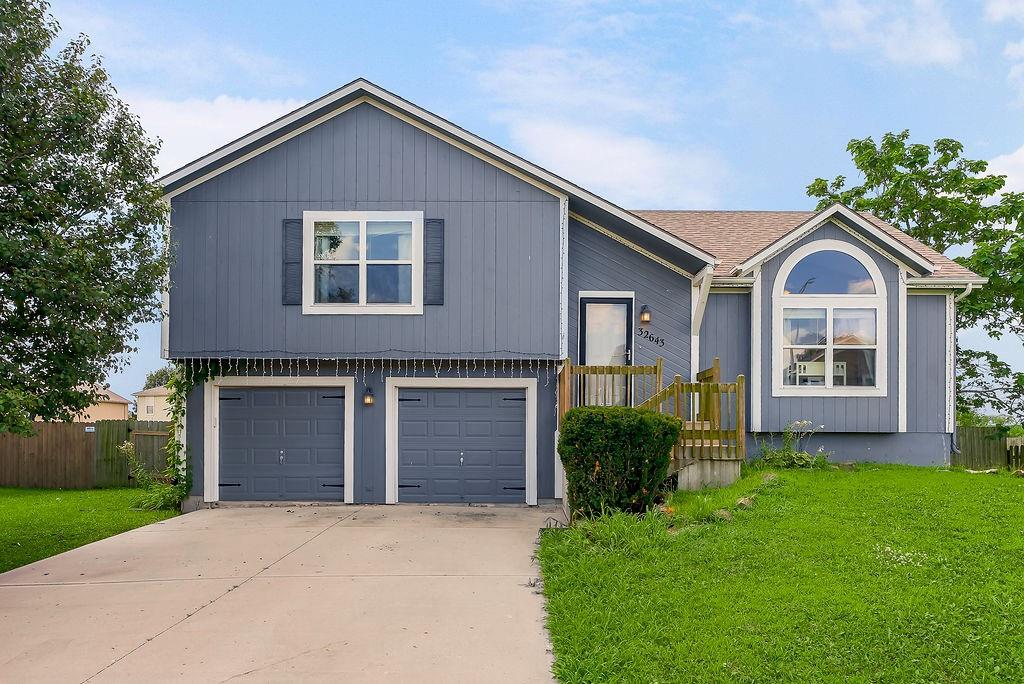 Listing Photo MLS #HMS2629353