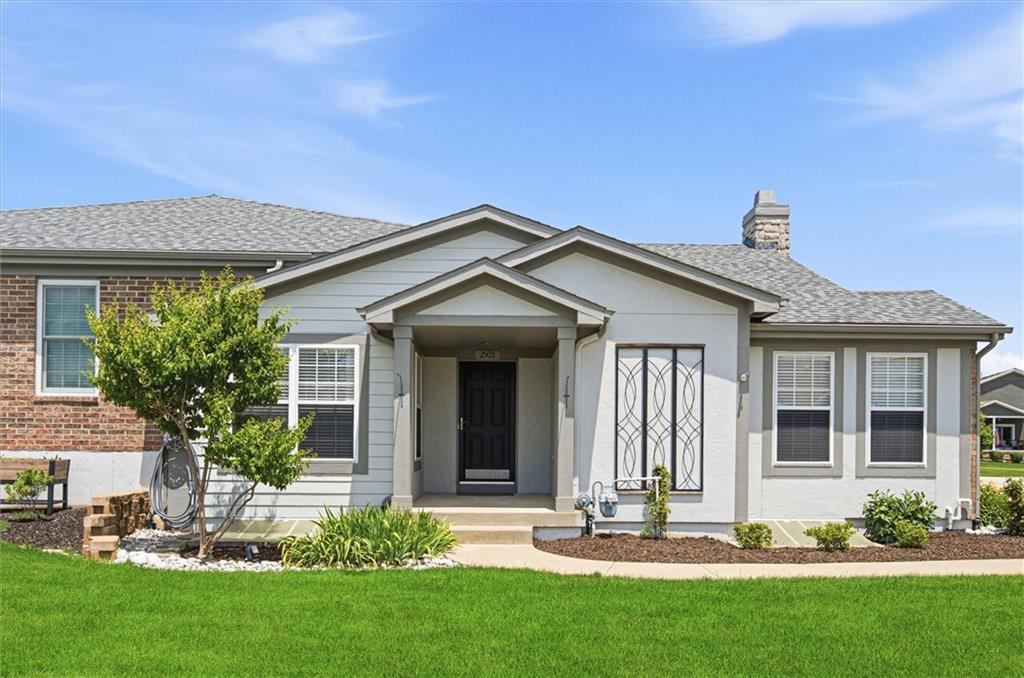 Listing Photo MLS #HMS2629359