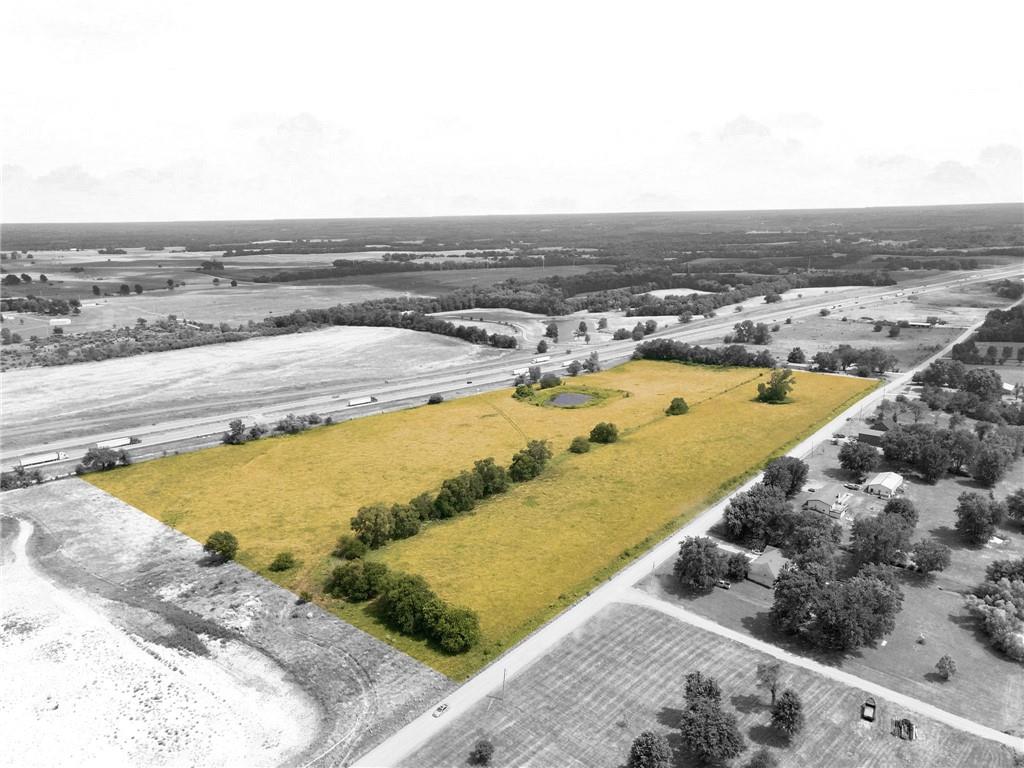 Listing Photo MLS #HMS2629394