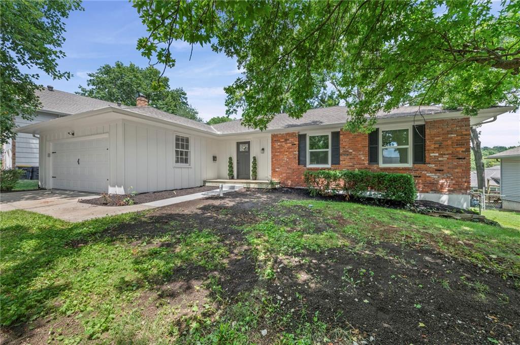 Listing Photo MLS #HMS2629557