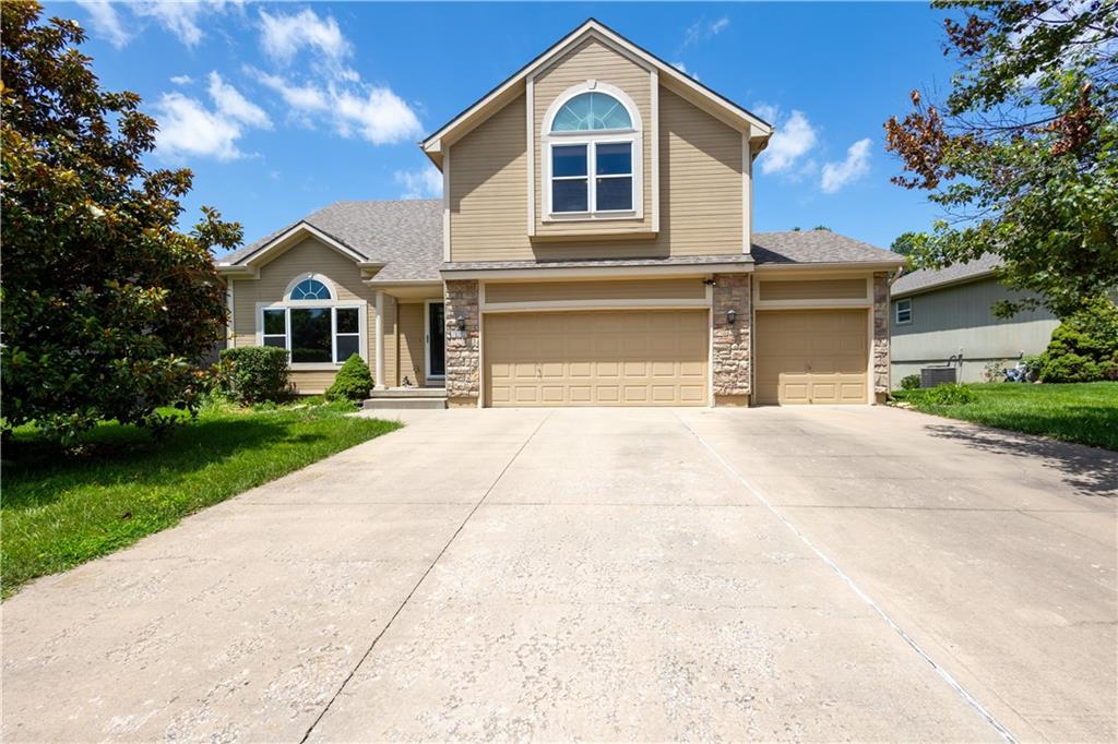 Listing Photo MLS #HMS2629589