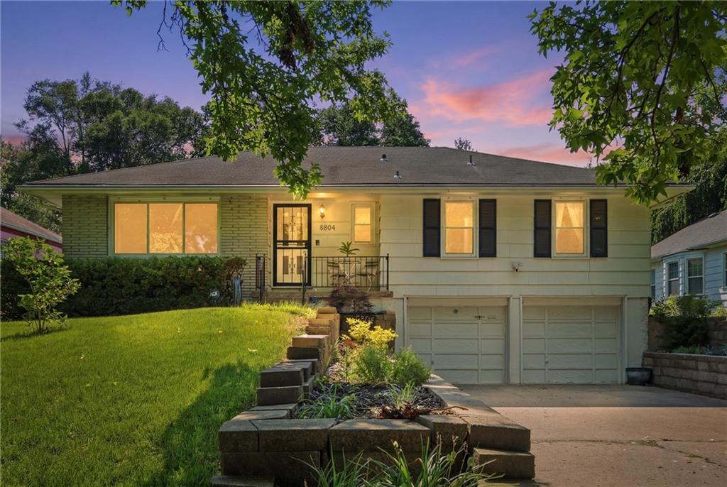 Listing Photo MLS #HMS2629652