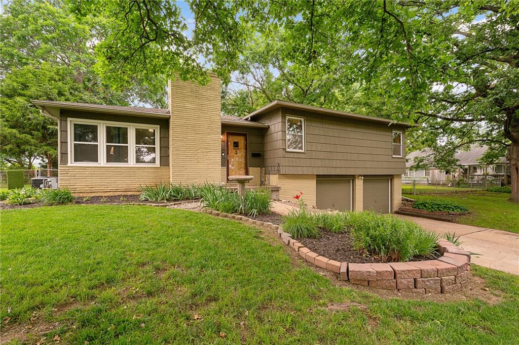 Listing Photo MLS #HMS2629657