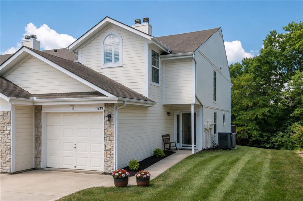 Listing Photo MLS #HMS2630092