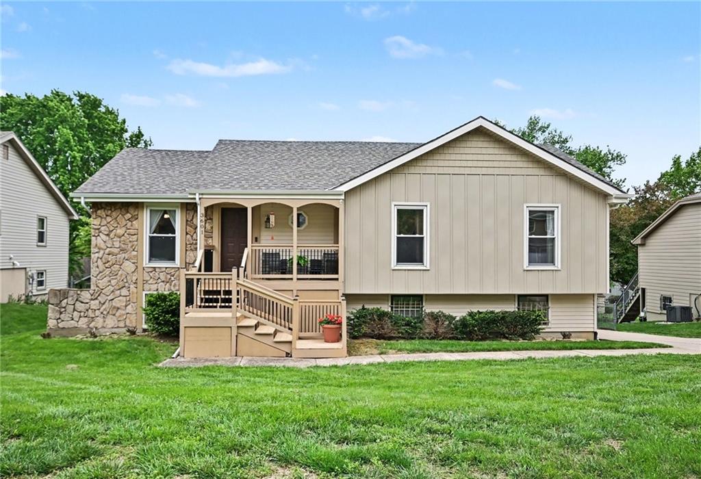 Listing Photo MLS #HMS2630561