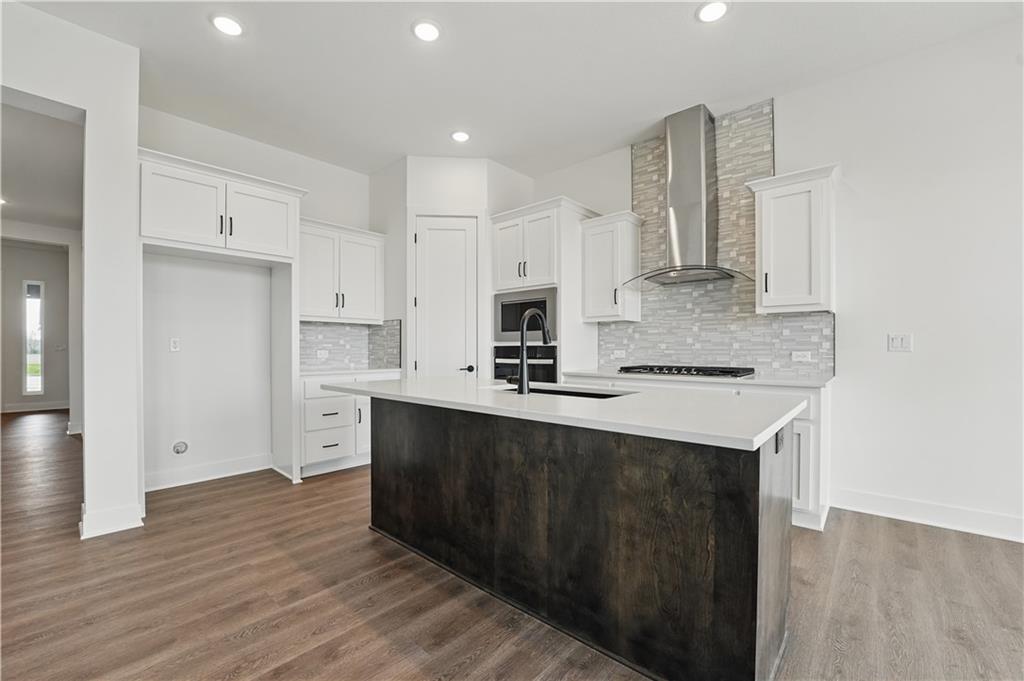 Listing Photo MLS #HMS2630933