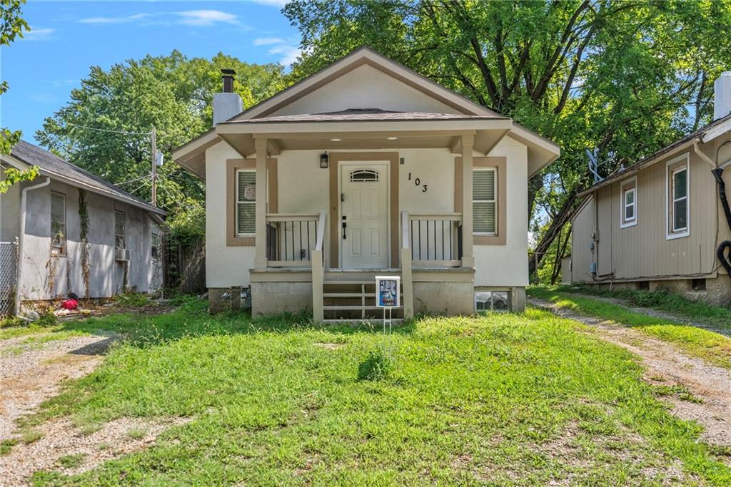 Listing Photo MLS #HMS2631307