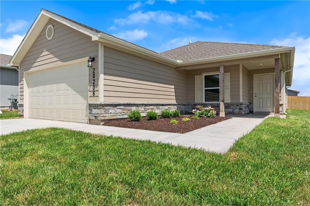 Listing Photo MLS #HMS2631626