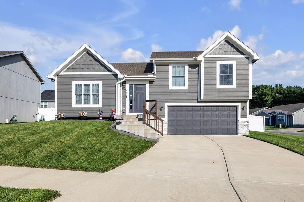 Listing Photo MLS #HMS2631639