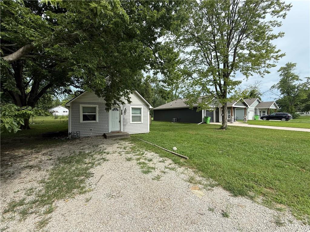 Listing Photo MLS #HMS2632036