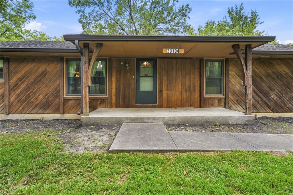Listing Photo MLS #HMS2636561
