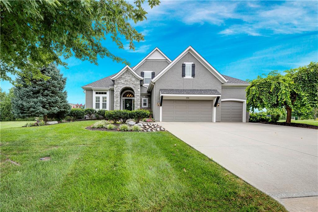 Listing Photo MLS #HMS2637143