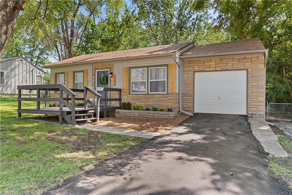 Listing Photo MLS #HMS2637835