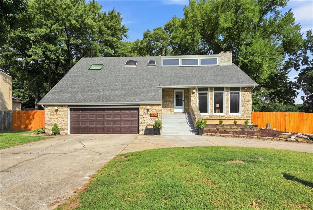 Listing Photo MLS #HMS2638363