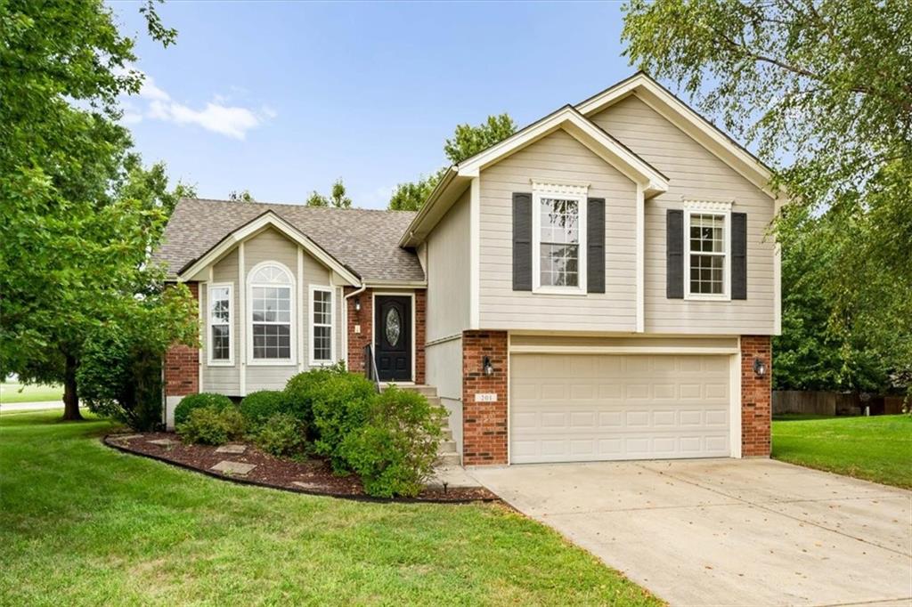 Listing Photo MLS #HMS2638598