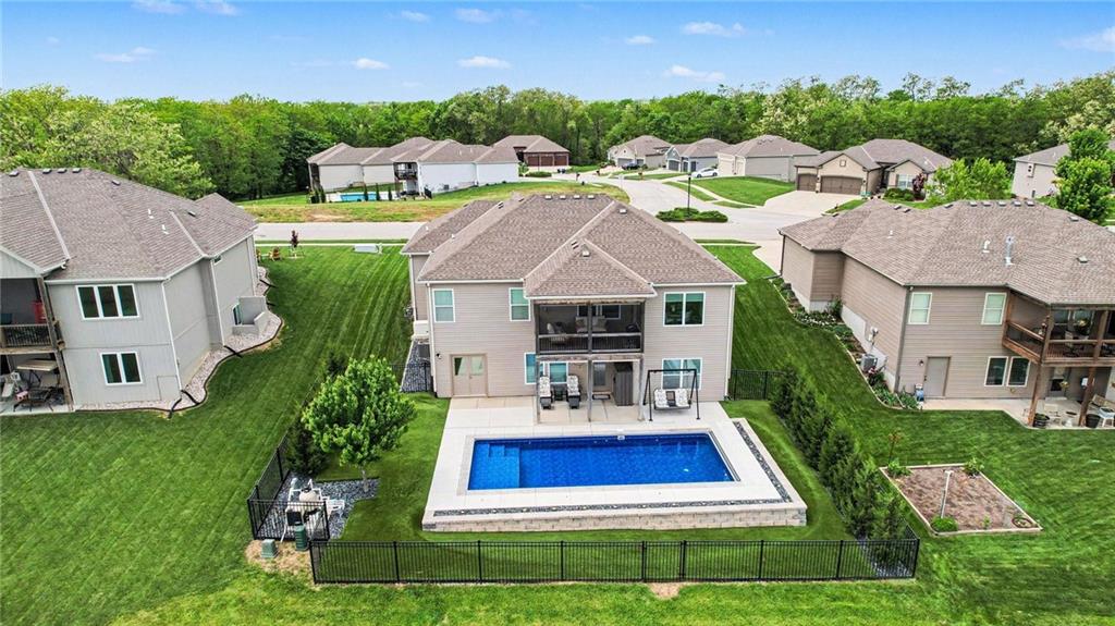 Listing Photo MLS #HMS2639126
