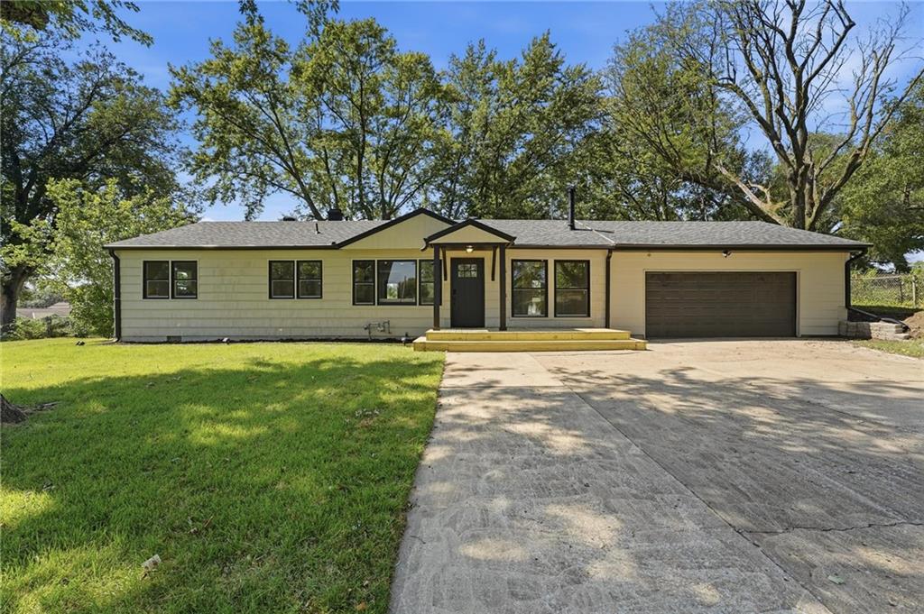 Listing Photo MLS #HMS2639207