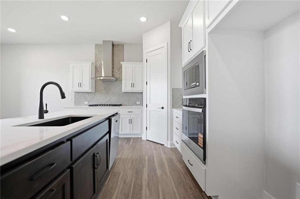 Listing Photo MLS #HMS2639404