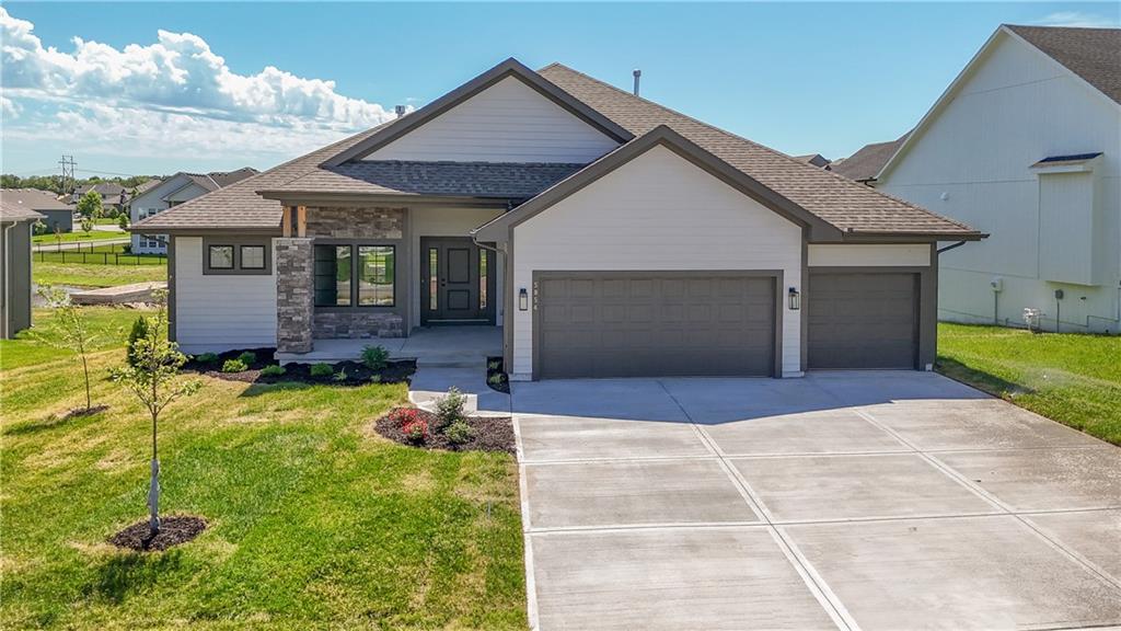 Listing Photo MLS #HMS2640110