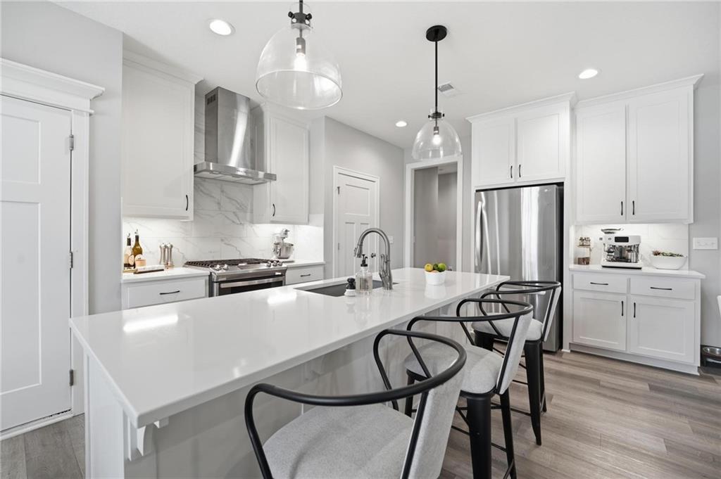 Listing Photo MLS #HMS2640192