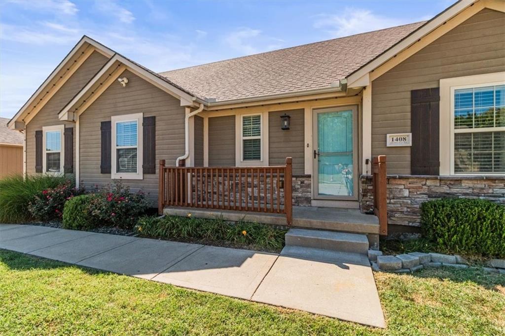 Listing Photo MLS #HMS2640195