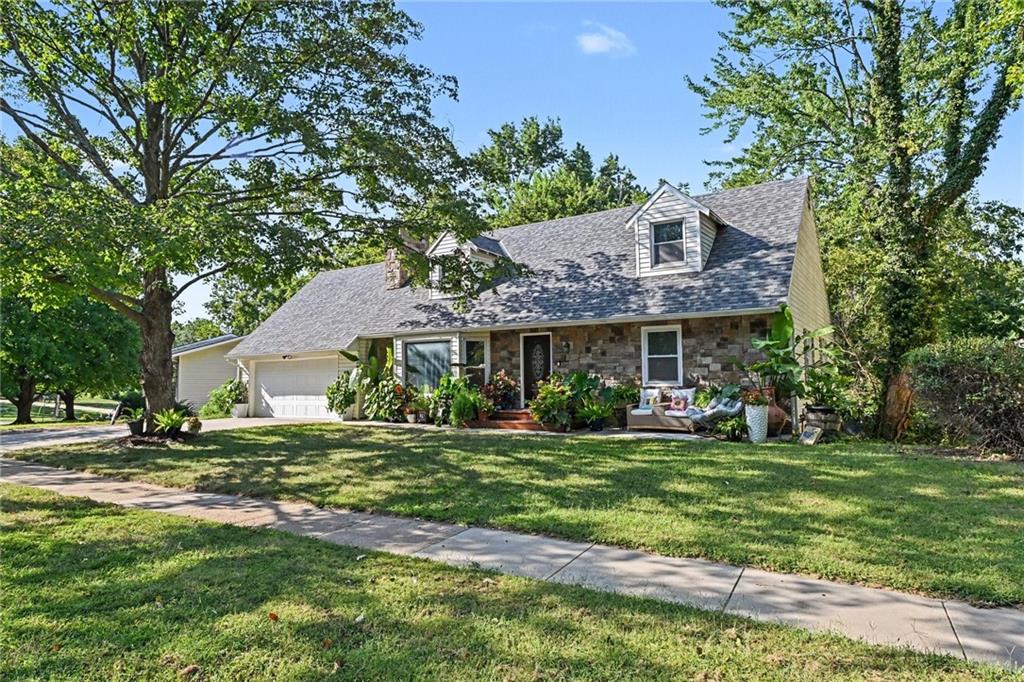 Listing Photo MLS #HMS2640252