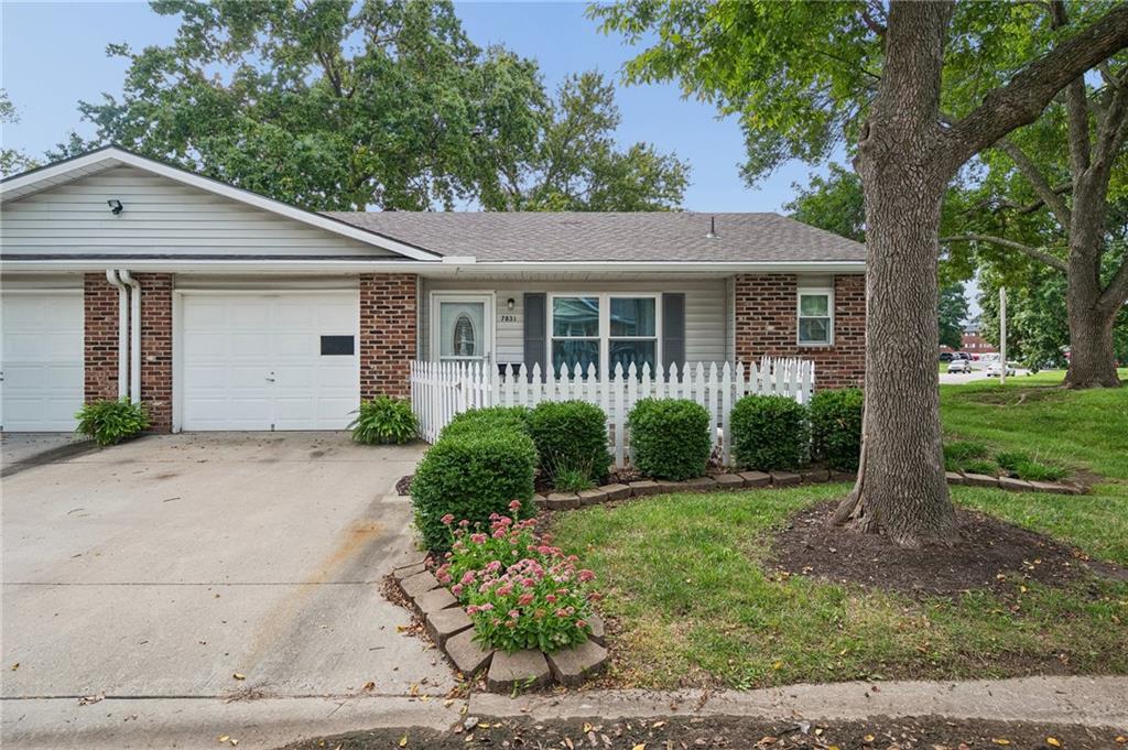 Listing Photo MLS #HMS2640281